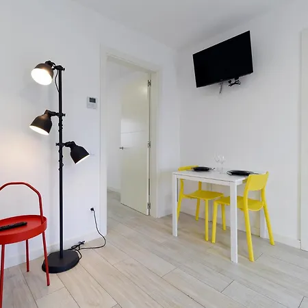 Castell 公寓 卡斯特尔德费尔斯