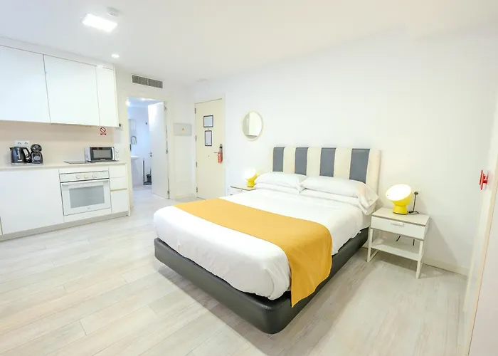 Castell Apartamento 4*